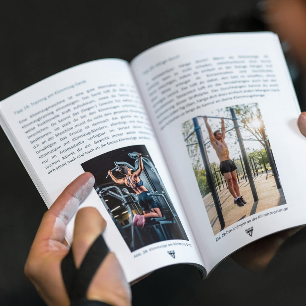 "The Pull-Up Bible" Hardcopy Book (German)