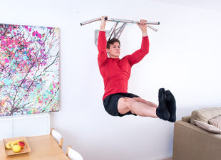 The Best 10 Pull-Up Bar Exercises for Abs
