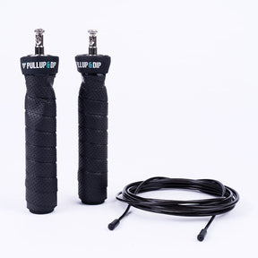 Jumping rope with professional ball bearing and anti-slip handles - adjustable rope length