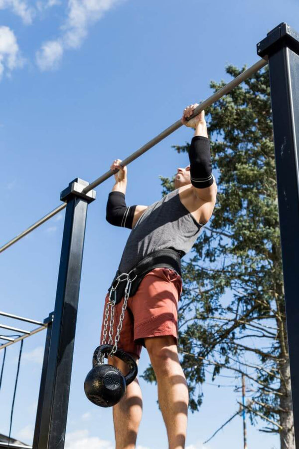 Premium Dip Belt with Chain, Carabiners and Unique Flaps.